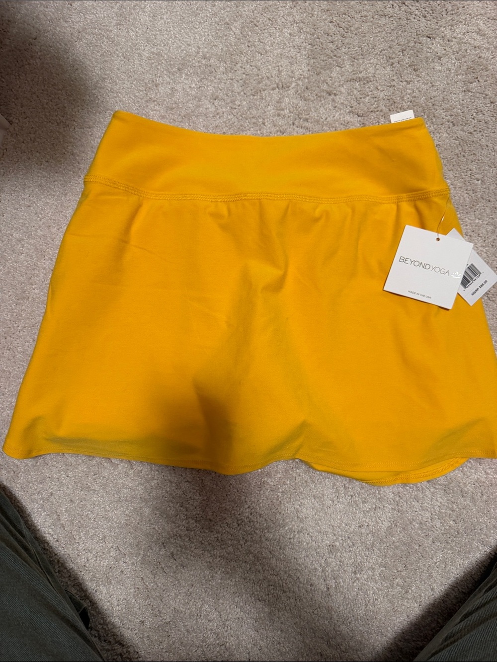 Beyond Yoga Bright Yellow Athletic Skort with Tag LSU gold -m nwt